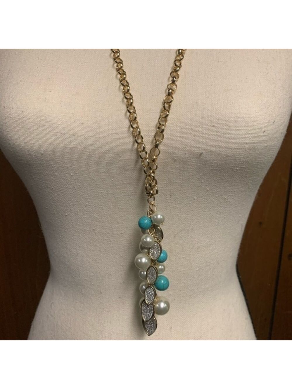 New Ellen Tracy Long Gold Beaded Necklace - Picture 3 of 4
